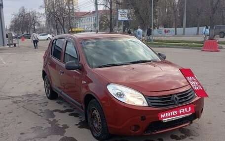 Renault Sandero I, 2010 год, 279 000 рублей, 2 фотография