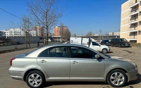 Toyota Avensis III рестайлинг, 2006 год, 780 000 рублей, 4 фотография