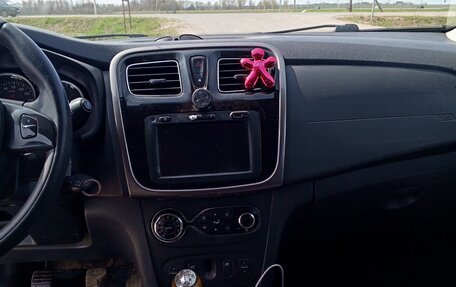 Renault Sandero II рестайлинг, 2014 год, 530 000 рублей, 10 фотография