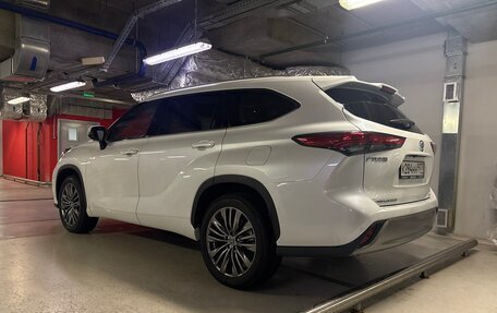 Toyota Highlander, 2025 год, 5 899 999 рублей, 4 фотография
