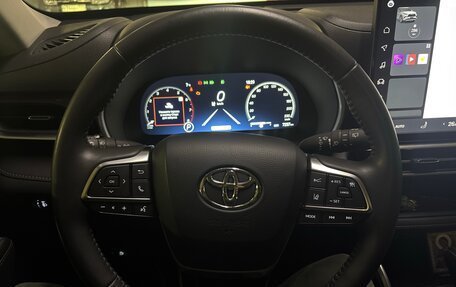 Toyota Highlander, 2025 год, 5 899 999 рублей, 9 фотография