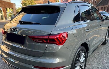 Audi Q3, 2022 год, 2 100 000 рублей, 5 фотография