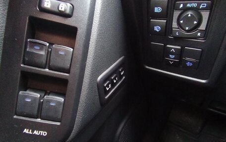 Toyota Land Cruiser Prado 150 рестайлинг 2, 2022 год, 8 284 000 рублей, 15 фотография