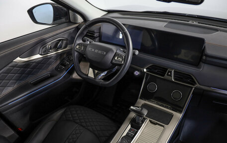 CheryExeed TXL, 2023 год, 2 449 000 рублей, 10 фотография