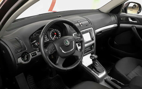 Skoda Octavia, 2010 год, 900 000 рублей, 2 фотография