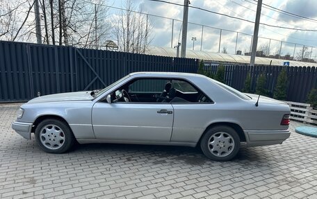 Mercedes-Benz E-Класс, 1995 год, 1 000 000 рублей, 6 фотография