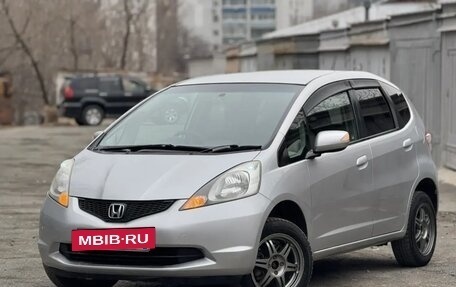 Honda Fit III, 2010 год, 685 000 рублей, 6 фотография