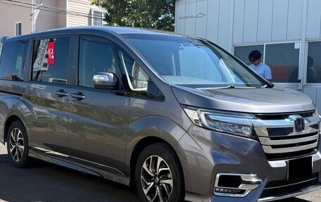 Honda Stepwgn IV, 2021 год, 2 140 000 рублей, 4 фотография