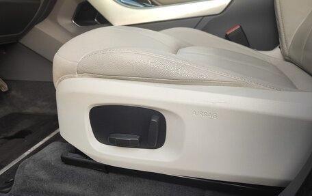 Land Rover Range Rover Evoque I, 2017 год, 2 530 000 рублей, 10 фотография