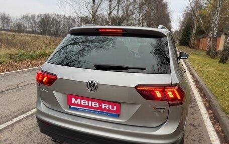 Volkswagen Tiguan II, 2018 год, 3 120 000 рублей, 3 фотография