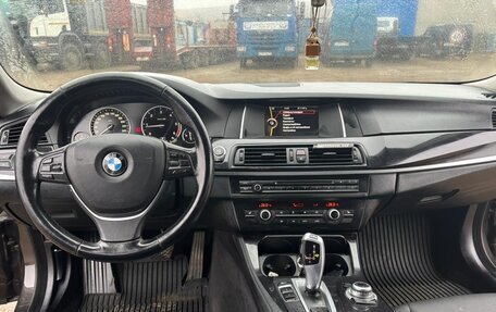 BMW 5 серия, 2014 год, 1 800 000 рублей, 4 фотография