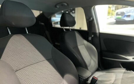 Hyundai Solaris II рестайлинг, 2011 год, 780 000 рублей, 17 фотография