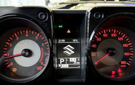 Suzuki Jimny, 2025 год, 3 990 000 рублей, 18 фотография