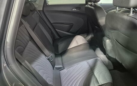 Opel Astra J, 2013 год, 860 000 рублей, 14 фотография