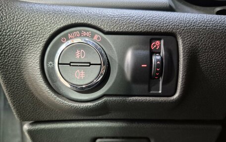 Opel Astra J, 2013 год, 860 000 рублей, 19 фотография