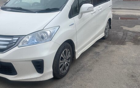 Honda Freed I, 2012 год, 850 000 рублей, 5 фотография