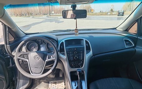 Opel Astra J, 2011 год, 580 000 рублей, 6 фотография