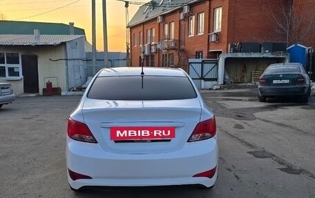 Hyundai Solaris II рестайлинг, 2015 год, 470 000 рублей, 2 фотография