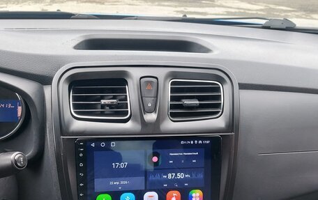 Renault Logan II, 2014 год, 720 000 рублей, 13 фотография