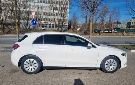 Mercedes-Benz A-Класс, 2019 год, 2 420 000 рублей, 7 фотография