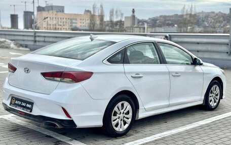 Hyundai Sonata VII, 2018 год, 950 000 рублей, 3 фотография