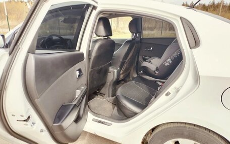 KIA Rio III рестайлинг, 2013 год, 970 000 рублей, 14 фотография