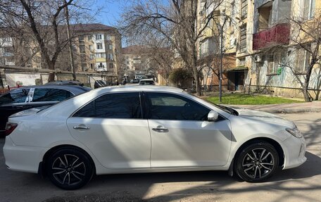 Toyota Camry, 2016 год, 1 690 000 рублей, 5 фотография