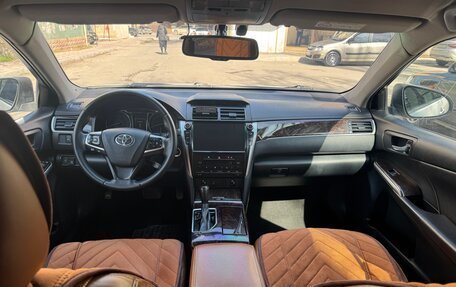 Toyota Camry, 2016 год, 1 690 000 рублей, 13 фотография