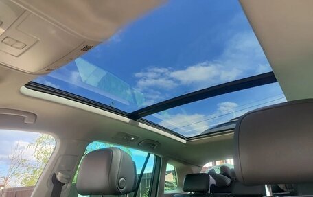 Volkswagen Tiguan II, 2019 год, 3 050 000 рублей, 6 фотография