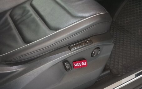 Volkswagen Tiguan II, 2019 год, 3 050 000 рублей, 7 фотография