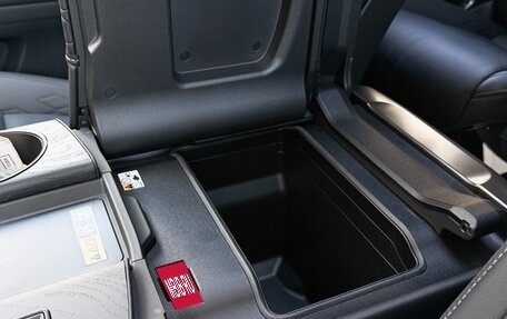 Lexus LX, 2025 год, 22 990 000 рублей, 29 фотография
