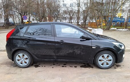 Hyundai Solaris II рестайлинг, 2014 год, 760 000 рублей, 5 фотография