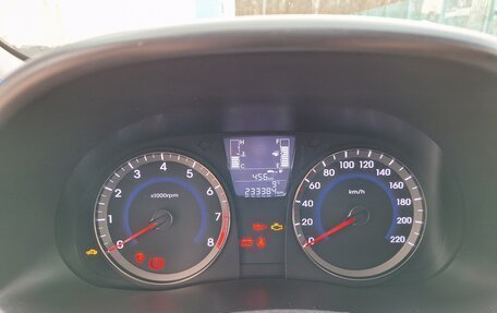 Hyundai Solaris II рестайлинг, 2014 год, 760 000 рублей, 12 фотография