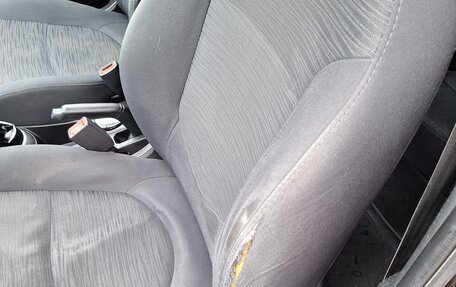 Hyundai Solaris II рестайлинг, 2014 год, 760 000 рублей, 14 фотография