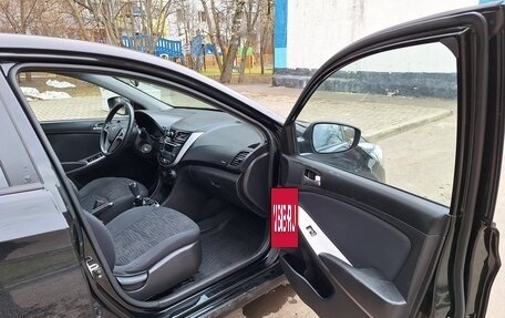 Hyundai Solaris II рестайлинг, 2014 год, 760 000 рублей, 10 фотография