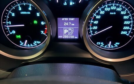 Toyota Land Cruiser 200, 2011 год, 2 800 000 рублей, 13 фотография