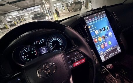 Toyota Land Cruiser 200, 2011 год, 2 800 000 рублей, 11 фотография