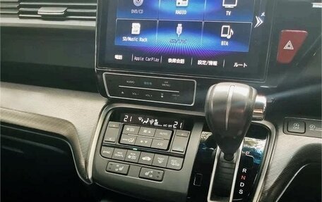 Honda Stepwgn IV, 2022 год, 2 150 000 рублей, 11 фотография