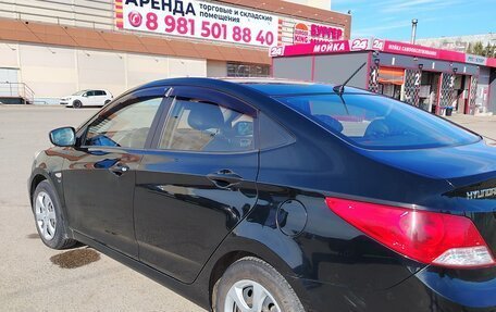 Hyundai Solaris II рестайлинг, 2011 год, 870 000 рублей, 10 фотография