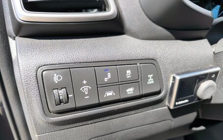 Hyundai Tucson III, 2019 год, 2 390 000 рублей, 6 фотография