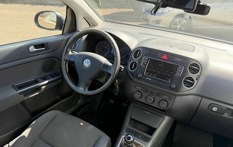 Volkswagen Golf Plus I, 2006 год, 320 000 рублей, 14 фотография