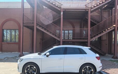 Audi Q3, 2022 год, 2 430 000 рублей, 4 фотография