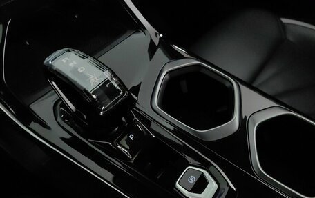 Geely Atlas, 2023 год, 2 420 000 рублей, 16 фотография