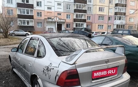 Opel Vectra B рестайлинг, 1999 год, 70 000 рублей, 1 фотография