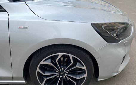 Ford Focus IV, 2019 год, 1 600 000 рублей, 3 фотография