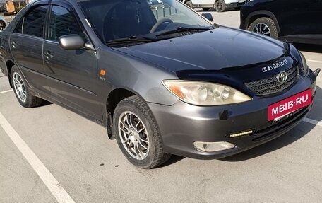 Toyota Camry V40, 2004 год, 630 000 рублей, 2 фотография