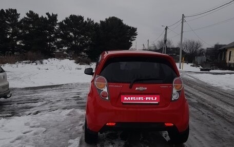 Chevrolet Spark III, 2011 год, 620 000 рублей, 2 фотография