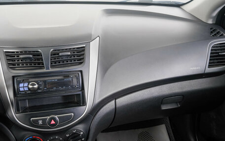 Hyundai Solaris II рестайлинг, 2014 год, 799 000 рублей, 14 фотография