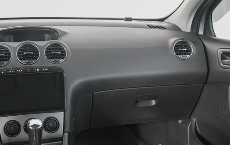 Peugeot 408 I рестайлинг, 2014 год, 659 000 рублей, 15 фотография