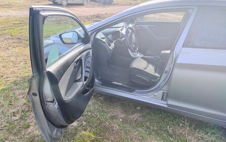 Hyundai Elantra V, 2011 год, 990 000 рублей, 7 фотография